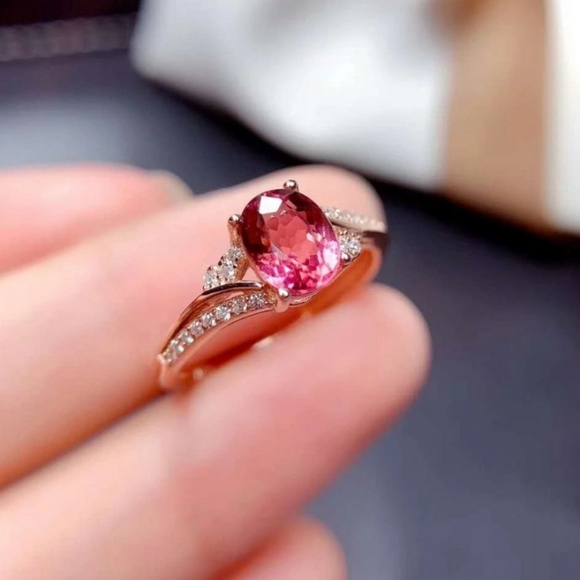🎀Rose Gold Tourmaline Ring - Picture 6 of 6